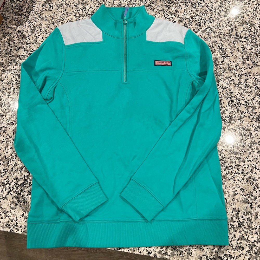 EUC Women’s Vineyard Vines shep shirt
